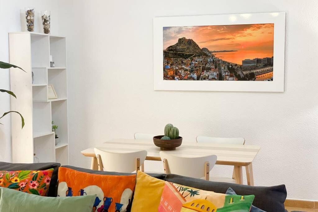 Coqueto Y Amplio Apartamento A 15 Min De La Playa Alicante Extérieur photo