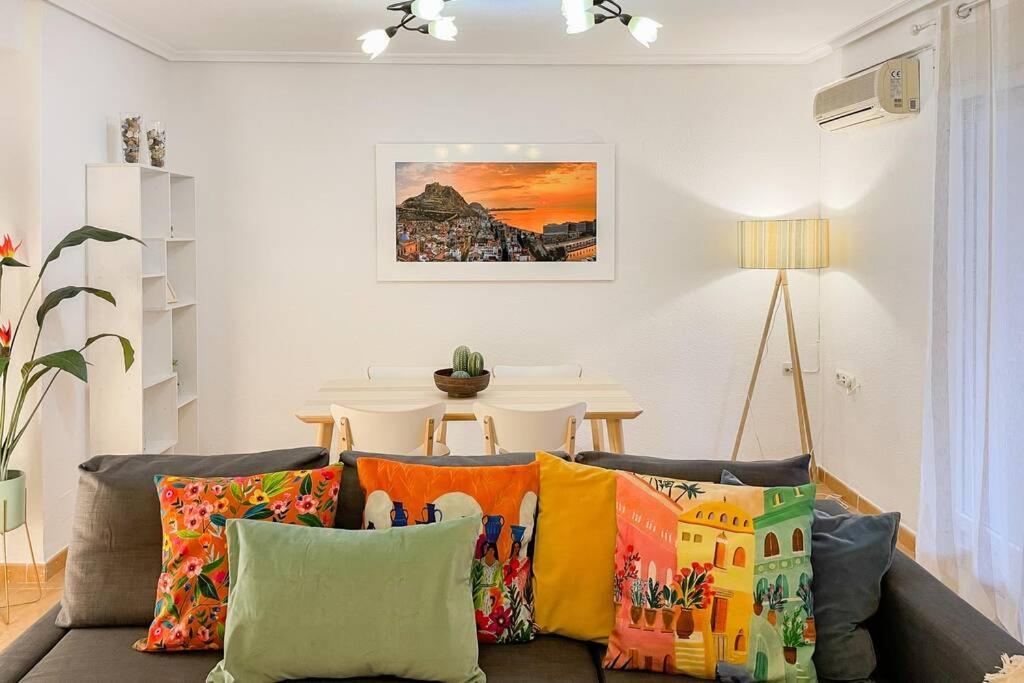 Coqueto Y Amplio Apartamento A 15 Min De La Playa Alicante Extérieur photo