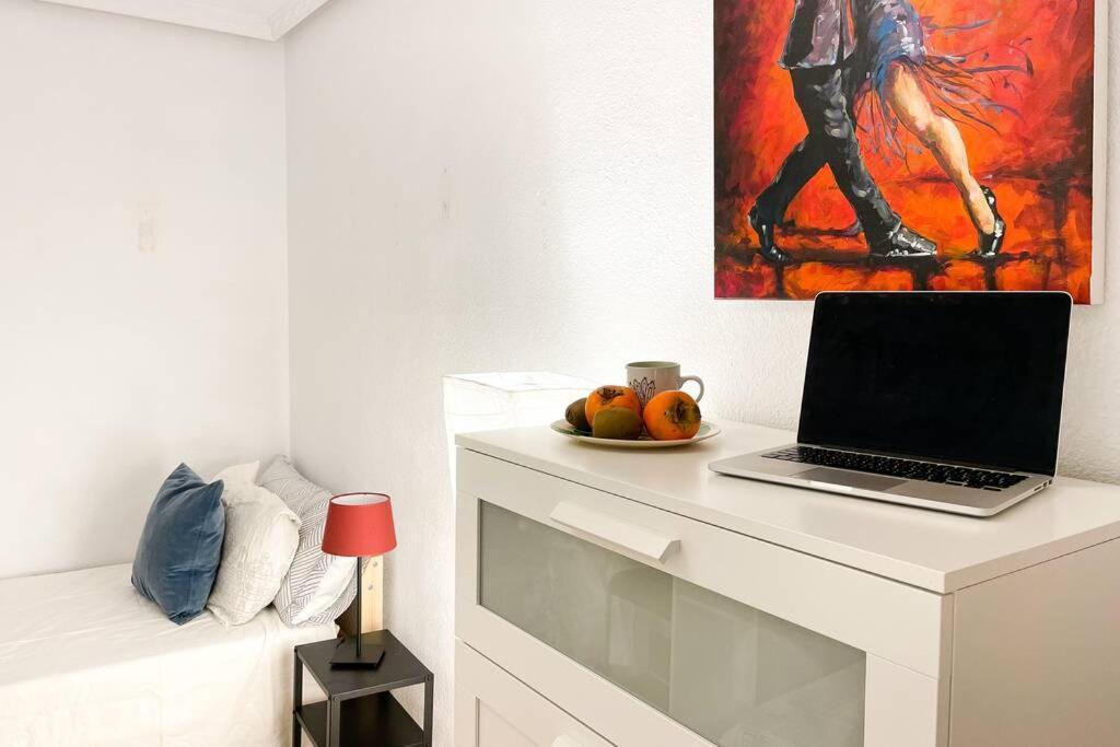 Coqueto Y Amplio Apartamento A 15 Min De La Playa Alicante Extérieur photo